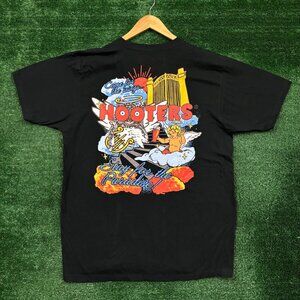 Hooters Come for the Wings Stay For The Paradise T-shirt size 2x